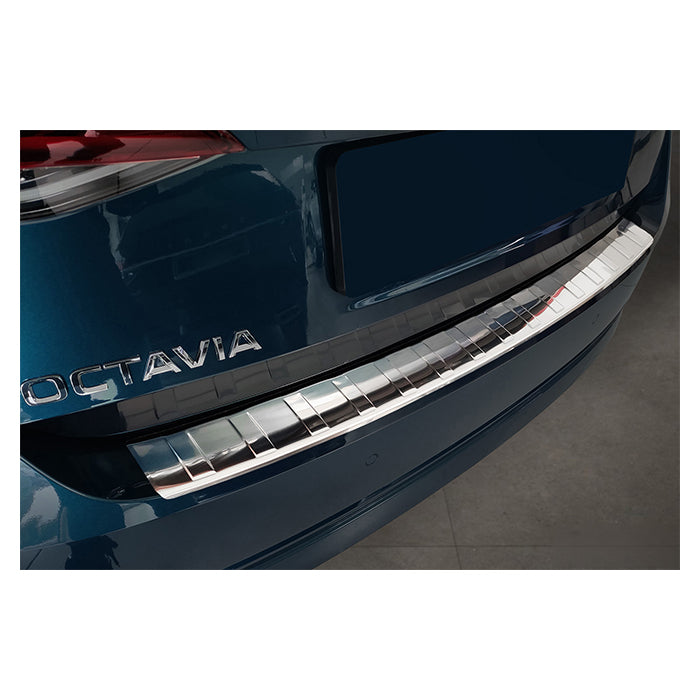 Avisa, lastekanalbeskytter stål — Passer til Skoda Octavia IV Liftback 2019-