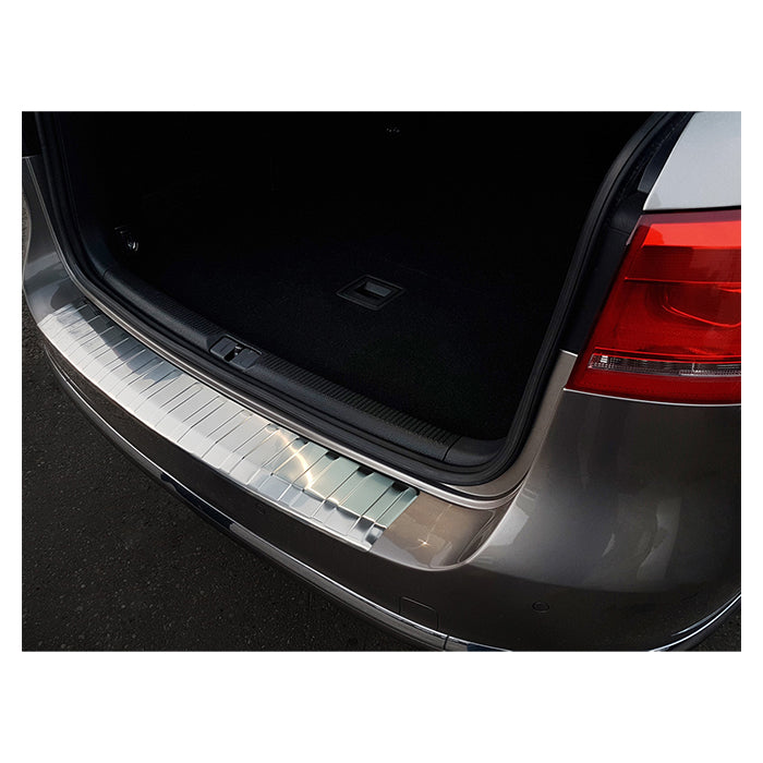 Avisa, lastekanalbeskytter - stål — Passer til VW Passat B7 Variant 2010-2014